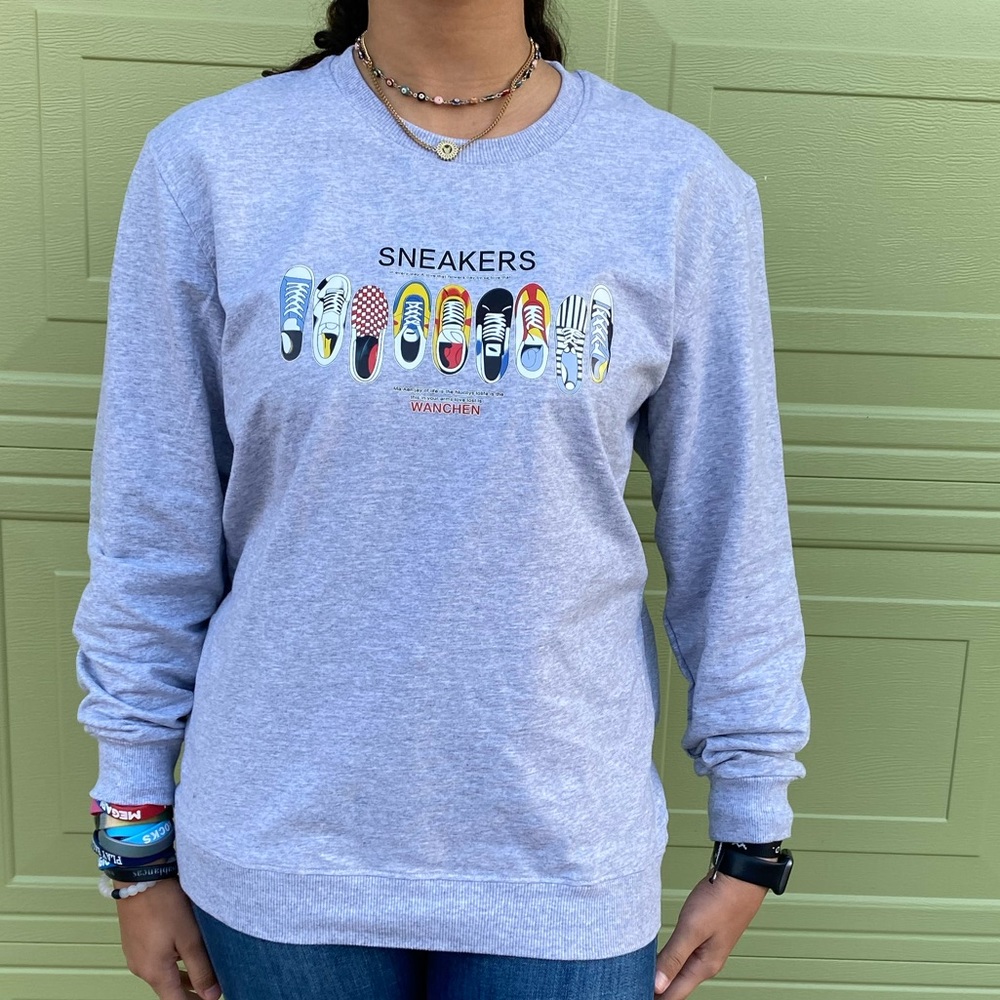 Shein Long Sleeve Women’s Graphic Crewneck Fleece Sweatshirt Gray Size L